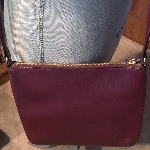 Kate Spade Jackson Top Zip Crossbody - NWOT - Picture 2 of 7